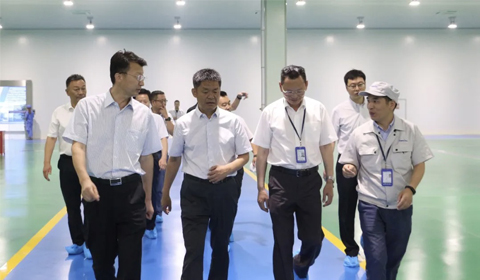 自治區(qū)人民政府副主席吳秀章帶隊調研寧夏富樂德
